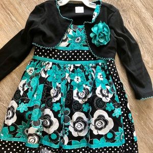 Beautiful toddler girl casual dress 2T